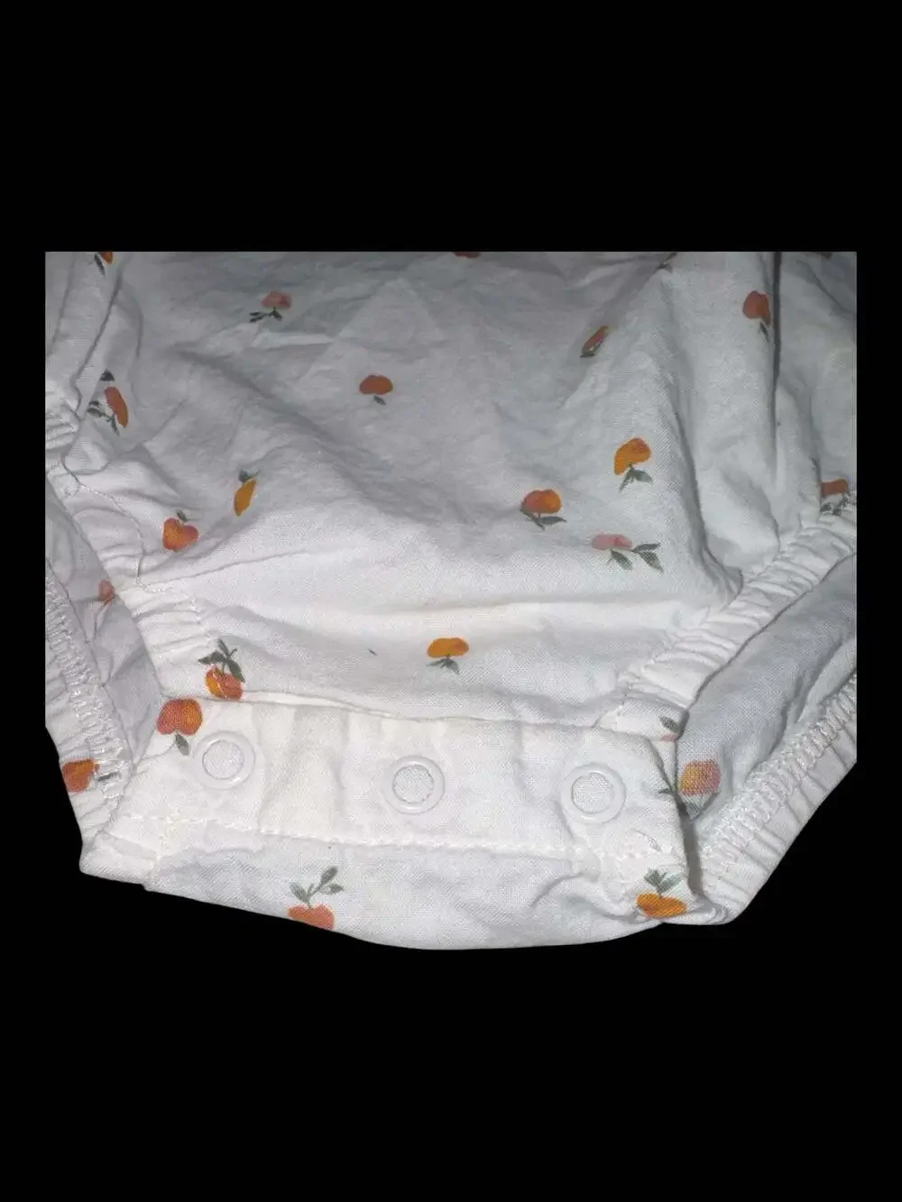 Carter's Infant Long Sleeve Bodysuit with Apple Print, Size 12M